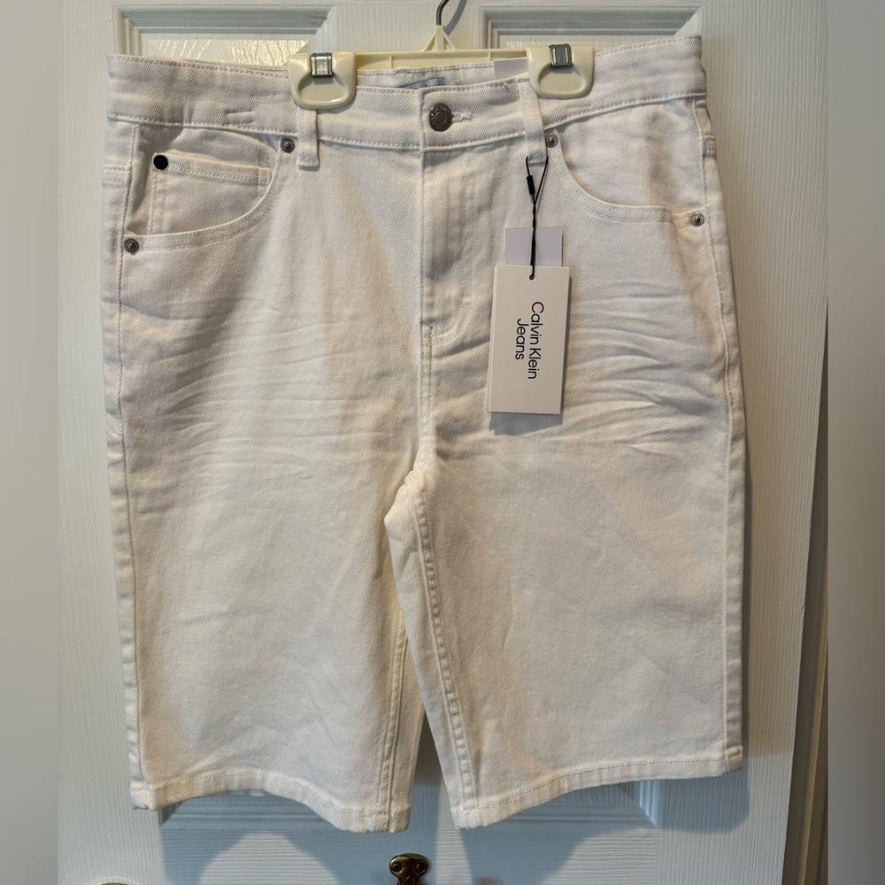 Calvin Klein Boys White Denim Shorts Slim Fit Stretch Size 18 NWT